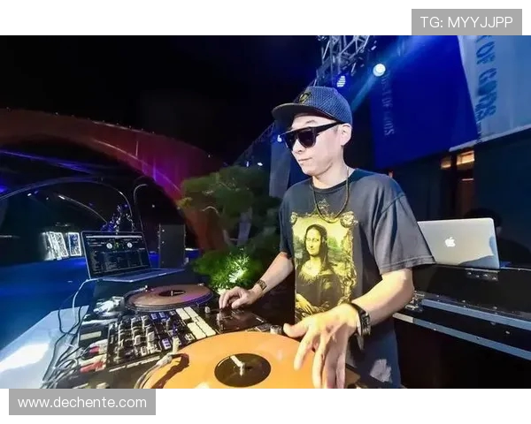 全国街舞大赛点评深圳飞盘队个人能力展现与团队协作的完美结合