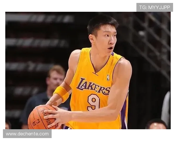 南京篮球队灵活性探讨:战术调整与球员适应能力的深度分析 南京篮球队灵活性探讨:战术调整与球员适应能力的深度分析