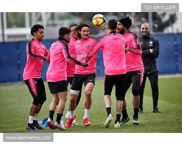 南京足球队与上海足球队赛后分析及状态评估探讨 南京足球队与上海足球队赛后分析及状态评估探讨