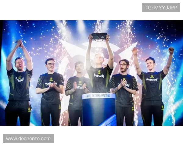 热议CSGO:WE战队技术革新引发电竞圈广泛关注与讨论 热议CSGO:WE战队技术革新引发电竞圈广泛关注与讨论