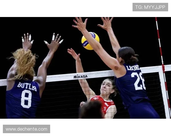 2012年巴西女排与塞尔维亚女排激战回顾与精彩瞬间分析