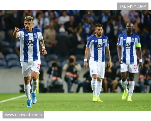 荷兰与北爱尔兰激战成和比分揭晓精彩瞬间回顾