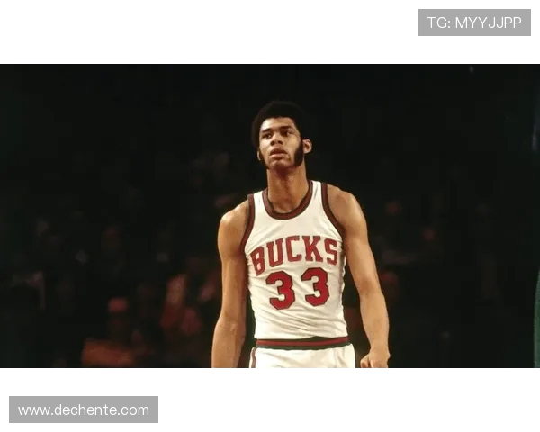 魔术师与贾巴尔的传奇对决：篮球历史上的巅峰时刻与辉煌瞬间