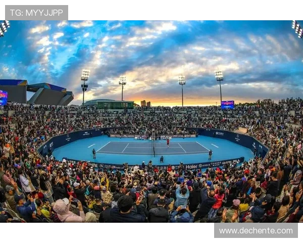 重庆网球队速度之美探秘：从训练到比赛的全景观察与分析